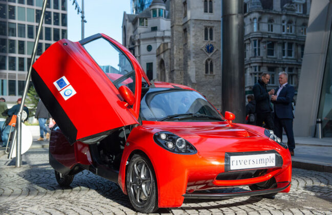 Red riverimple electric car